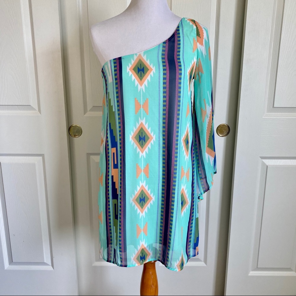 Auditions Fashion Mint One Shoulder‎ Tribal Print Bell Sleeve Mini Dress Sz M